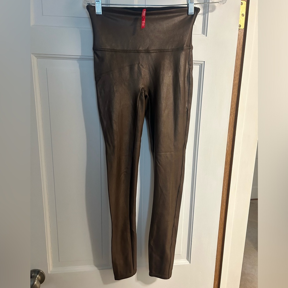 Spanx faux leather leggings. Brown. Size medium.